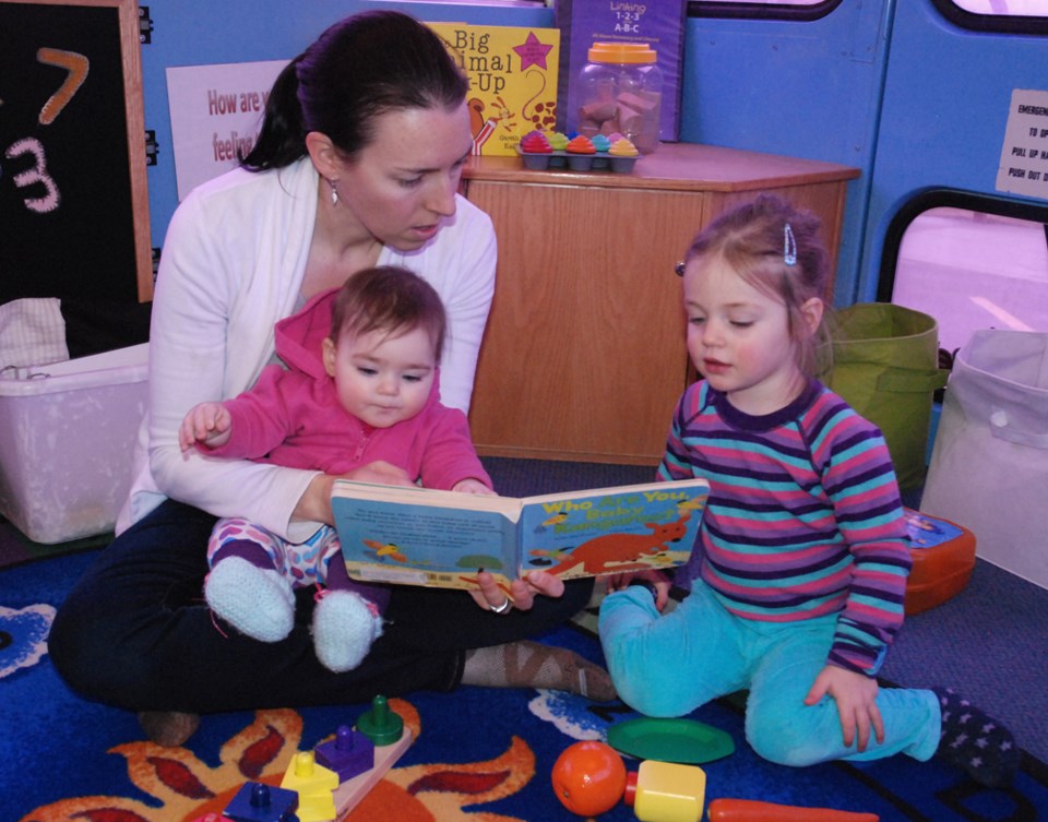 CLASSROOM ON WHEELS ROLLS INTO SUNDRE ó The Classroom on Wheels (COW) bus visited the Sundre Municipal Library on Tuesday and Wednesday, March 1-2. The bus, which is funded