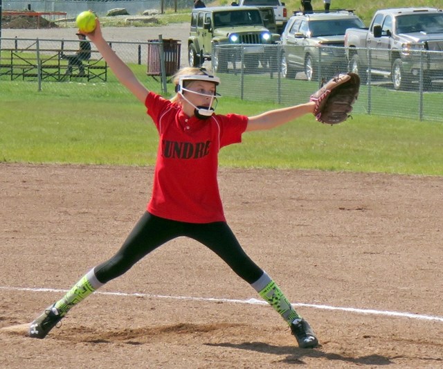 U-12 SOX HOST INAUGURAL BALL TOURNEY — The first Sundre U-12 Sox softball tournament was held Saturday, May 28 at the ball diamonds behind the schools. The squad hosted three 