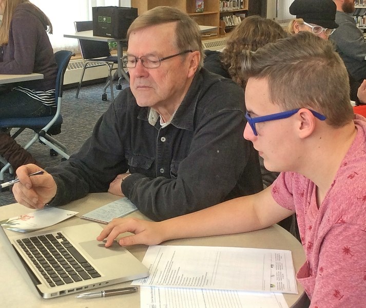 Several tech-savvy Sundre High School students recently volunteered as mentors for a new program called Cyber Seniors, which is the result of a coordinated effort between the 