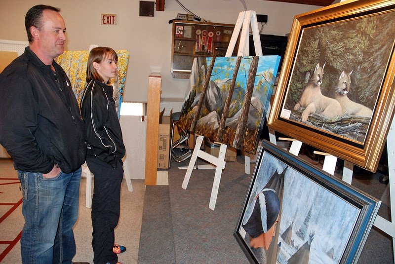 The Sundre Arts Society held its annual art show and sale at the West Country Centre on April 29-30. Organizers were pleased with the turnout, which saw many people peruse a