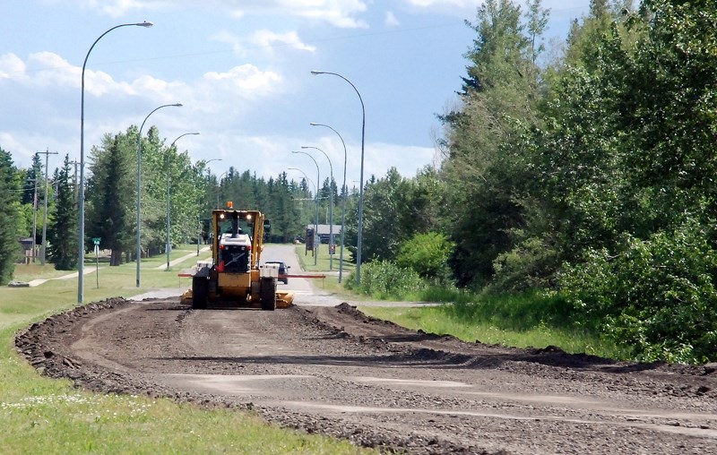 Sundre&#8217;s council awarded a contract to the tune of about $1.4 million last week to complete the first phase of the Centre Street North reconstruction. The