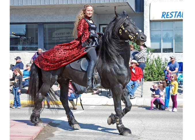 Numerous mounts with riders in classic western garb wowed spectators.