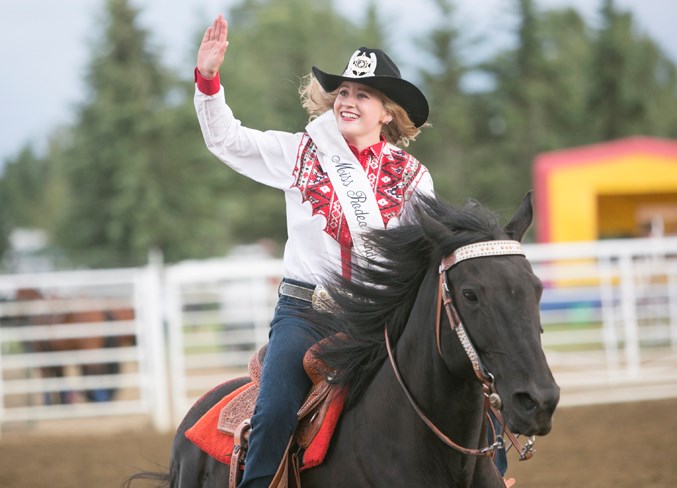  Alisa Brace was pictured in this file photo riding around the Sundre Rodeo Grounds arena after being named Miss Rodeo Sundre 2017 during the Sundre Pro Rodeo. Brace is currently pursuing a bid for the national title, Miss Rodeo Canada.