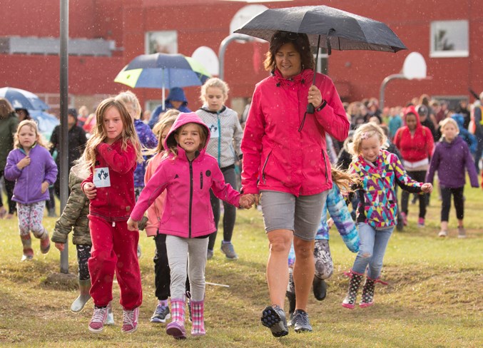 Students take part in a Terry Fox Run in Sundre on Sept. 26.