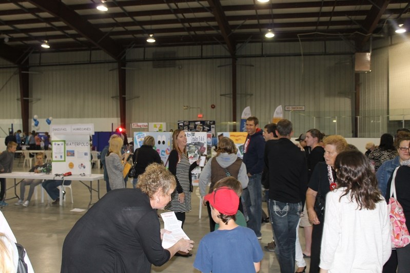 Innisfailians filled the hockey rink to sign up for activities and learn about the community during the fall 2014 registration night held on Sept. 2.