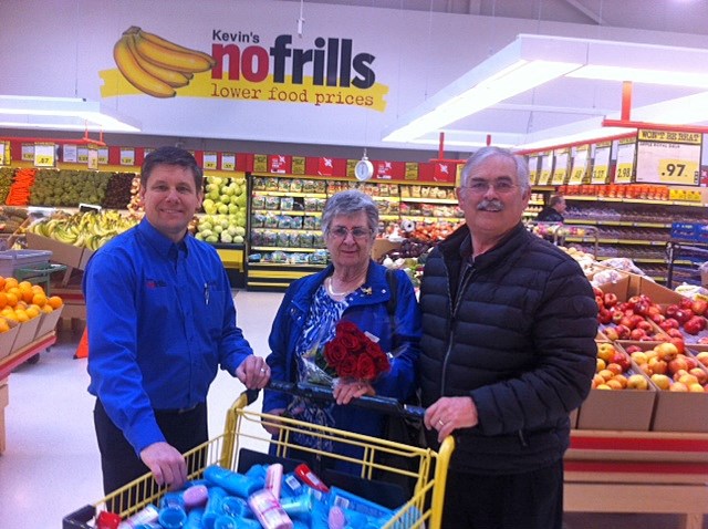 On Nov. 24 Rotary teamed up with Kevin&#8217;s nofrills for the service club&#8217;s new initiative to supply the needy with non-food items at the Innisfail &#038; Area Food