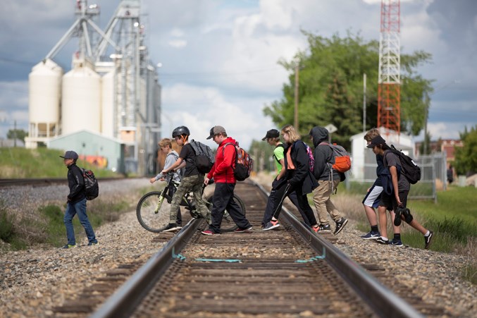 Rail crossing Web