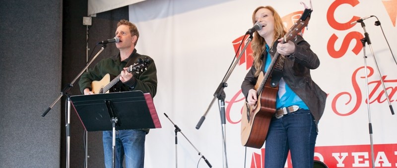 Dani-Lynn, pictured here performing at the 2013 Oldstice, will headline the main stage at this year&#8217;s Summer Oldstice celebration on June 21.