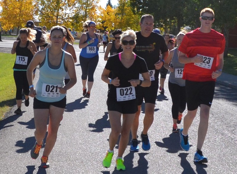Runners participate in the first annual Kegs &#038; Legs event at Olds College.