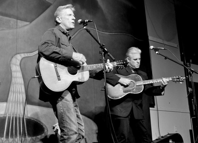 Russell deCarle performs in Salt Spring Island.