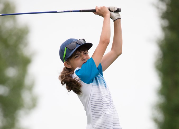 WebOlds jr golf-4TeeShot