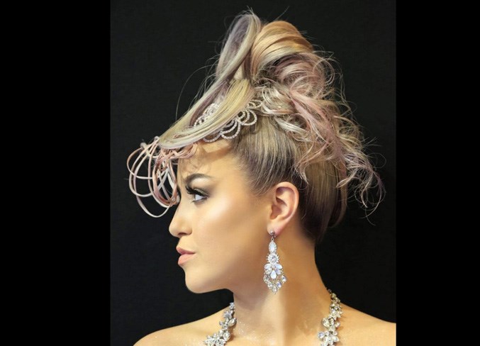 WebCenaikoParis2018Hairstyle