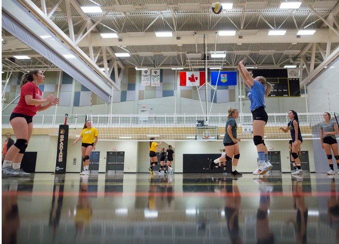 WebEOHSvolleyball tryouts-3