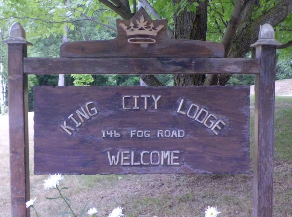 2020-12-03 king city lodge ash-1