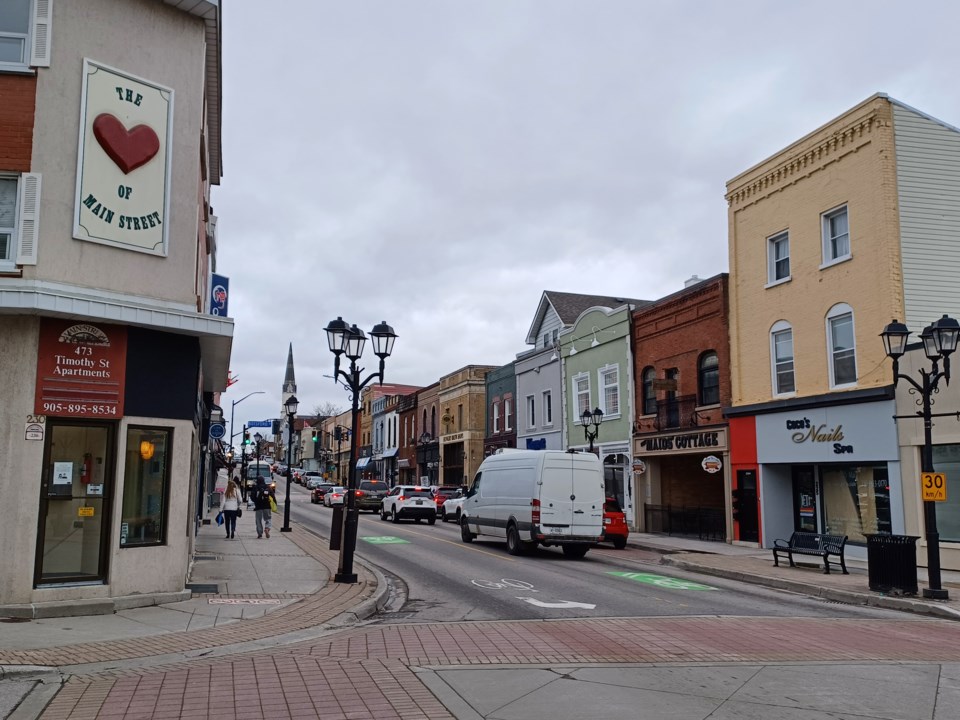 20230317-newmarket-downtown-jq