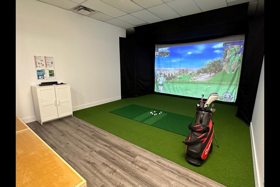 Newmarket facility aims to keep golfers on greens throughout