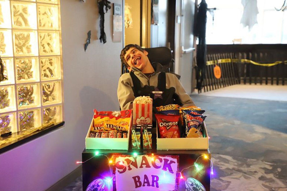 90 Starlight families treated to Halloween at Markham hotel Newmarket