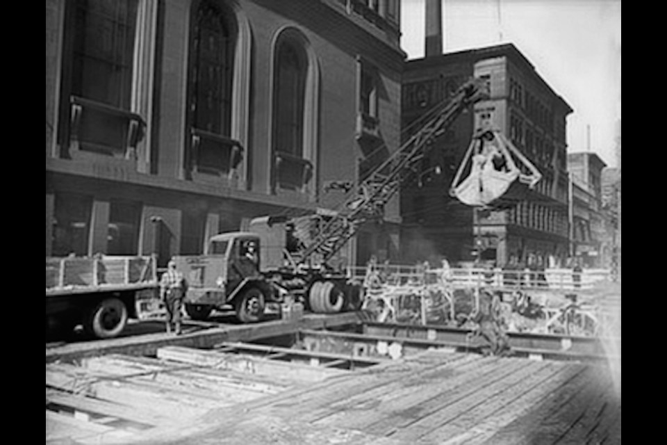 Construction of the Yonge line Nov. 8, 1949