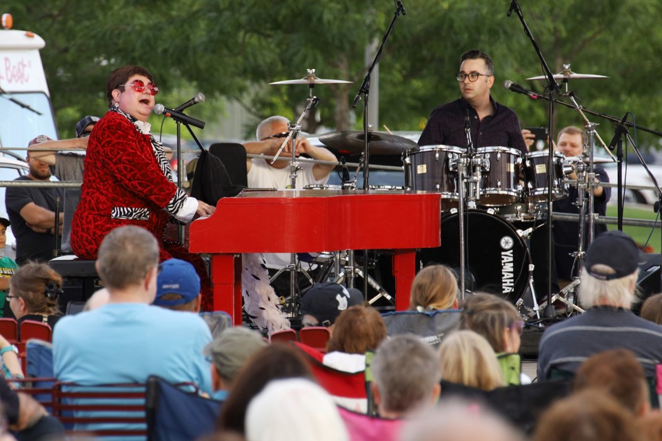 Jeff Scott returns to Riverwalk Commons with his Epic Elton tribute concert show Thursday night.
File photo/Greg King for NewmarketToday