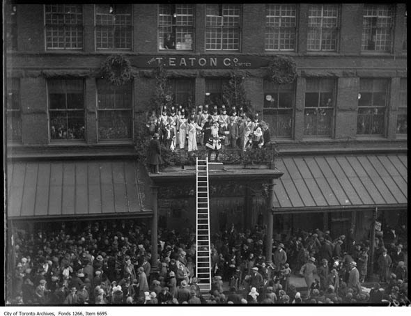 A scene from the first Toronto Santa Claus parade in 1905, which inspired Newmarket's founding fathers to mount one of their own five years later. Supplied photo/Richard MacLeod