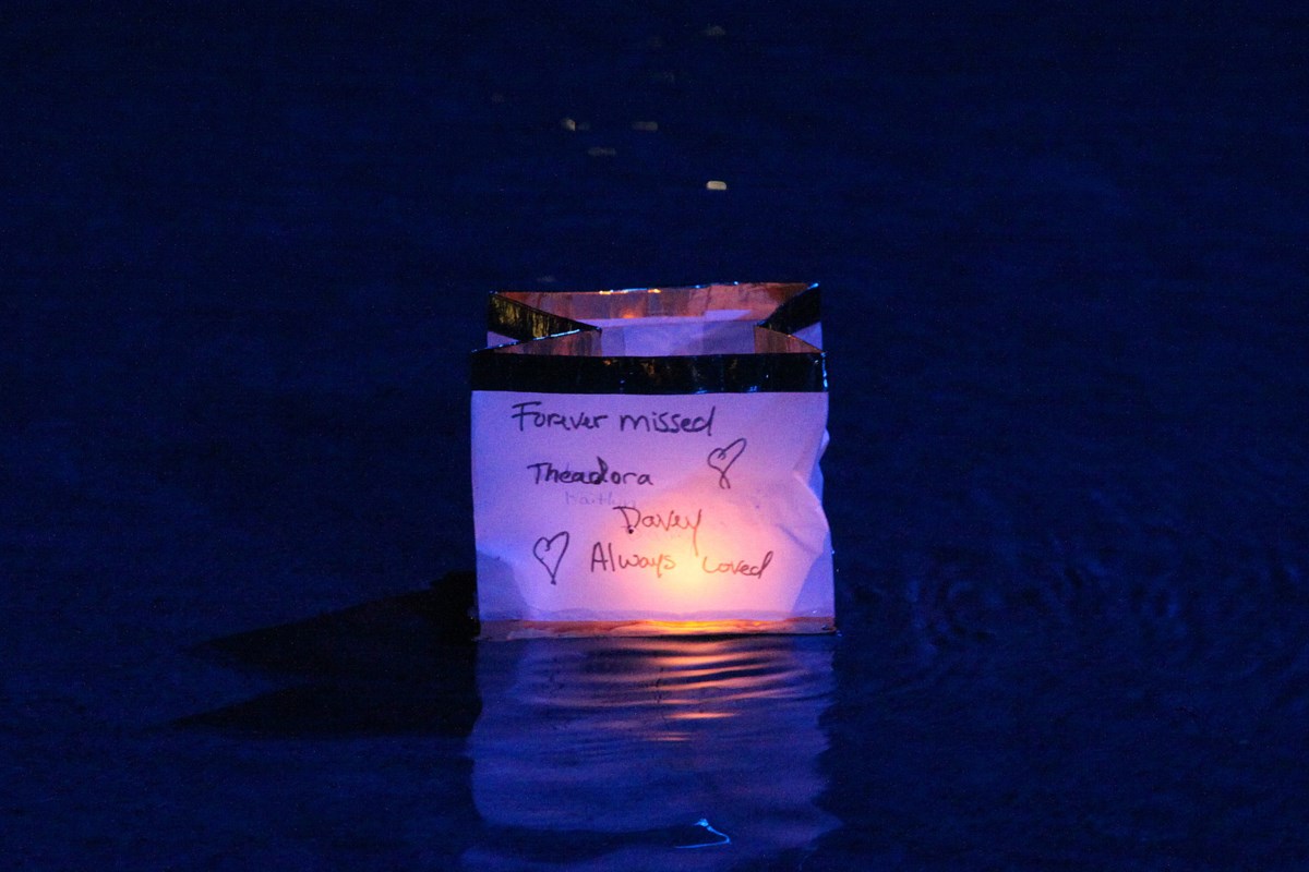 Newmarket marks International Wave of Light day with lantern lighting