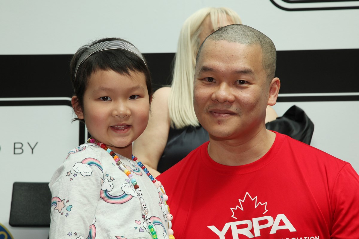 Battling cancer. Cormier хоккеист. Лейкемия последняя стадия. Battling cancer. Cormier хоккеист.