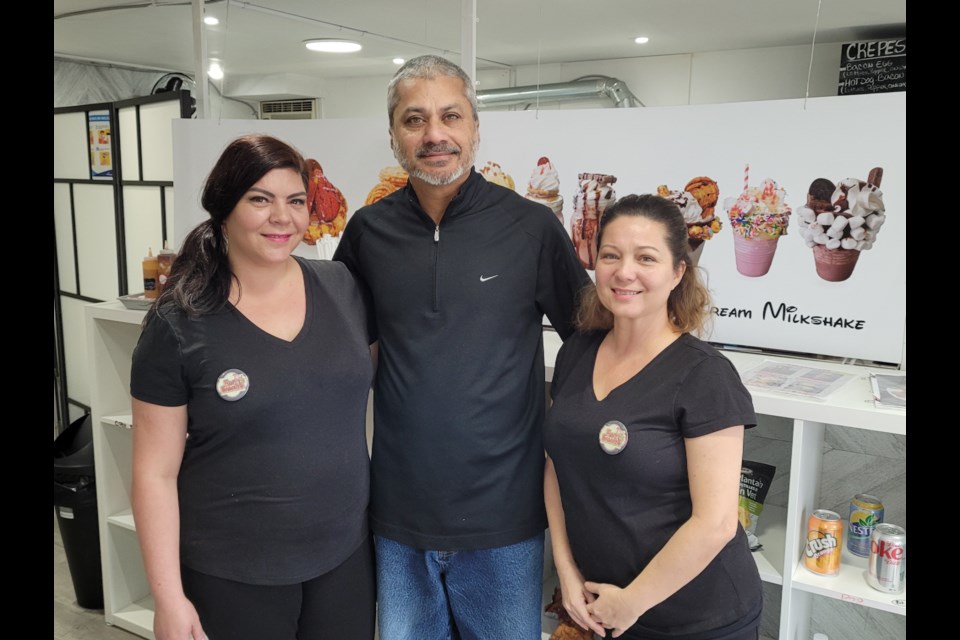 Fuentes De Sabores is a family-run business led by Jasleidy Bermudez (from left), husband Dennis Fernando, and sister Yanet Bermudez. 