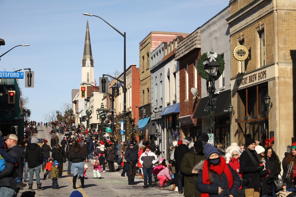 Newmarket residents await the Santa Claus Parade in 2019. File 