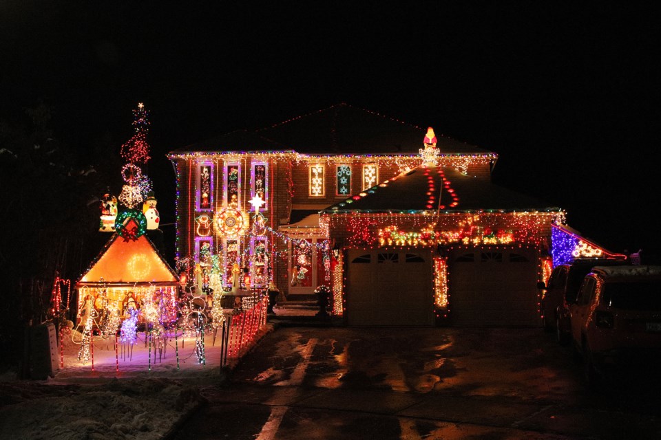 253 Billings Cres. has the most spectacular Christmas lights in all of Newmarket.  Greg King for NewmarketToday