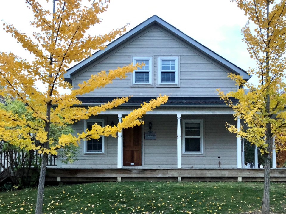 Hollingshead House 