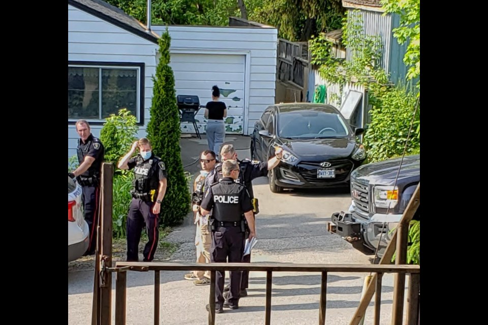 York Regional Police responded to a report of an armed barricaded person this afternoon on Niagara Street, which is currently closed. 