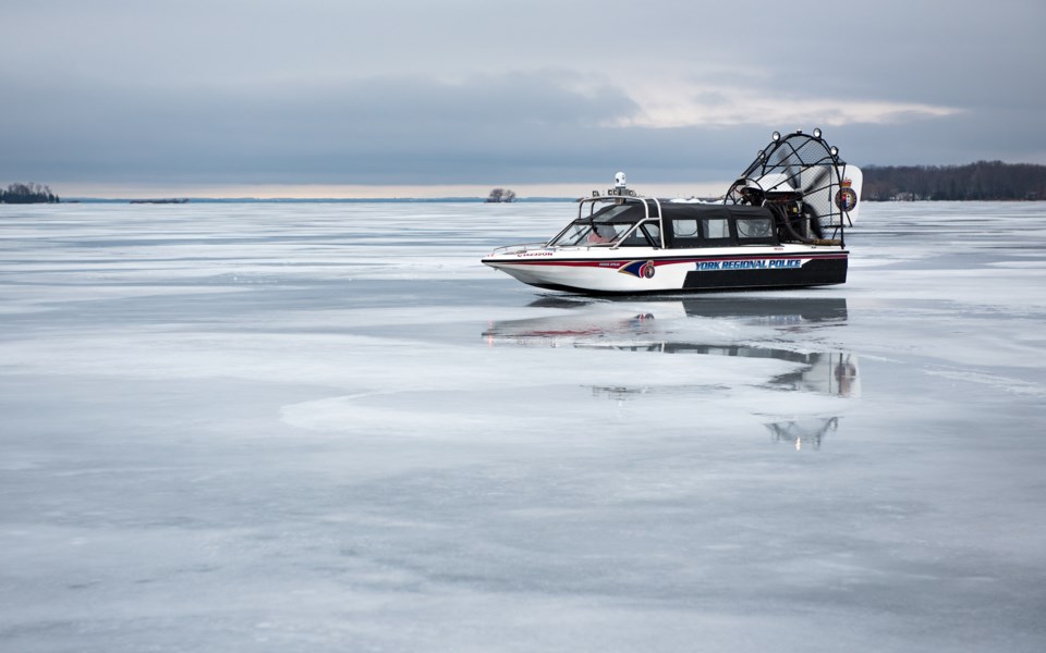 20230124iceboat