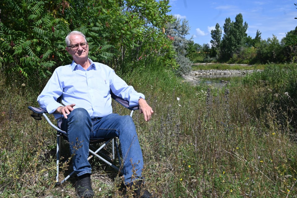 Newmarket Councillor Victor Woodhouse proposed a nature trail and picnic area for an existing stormwater pond area on Stackhouse Road. 