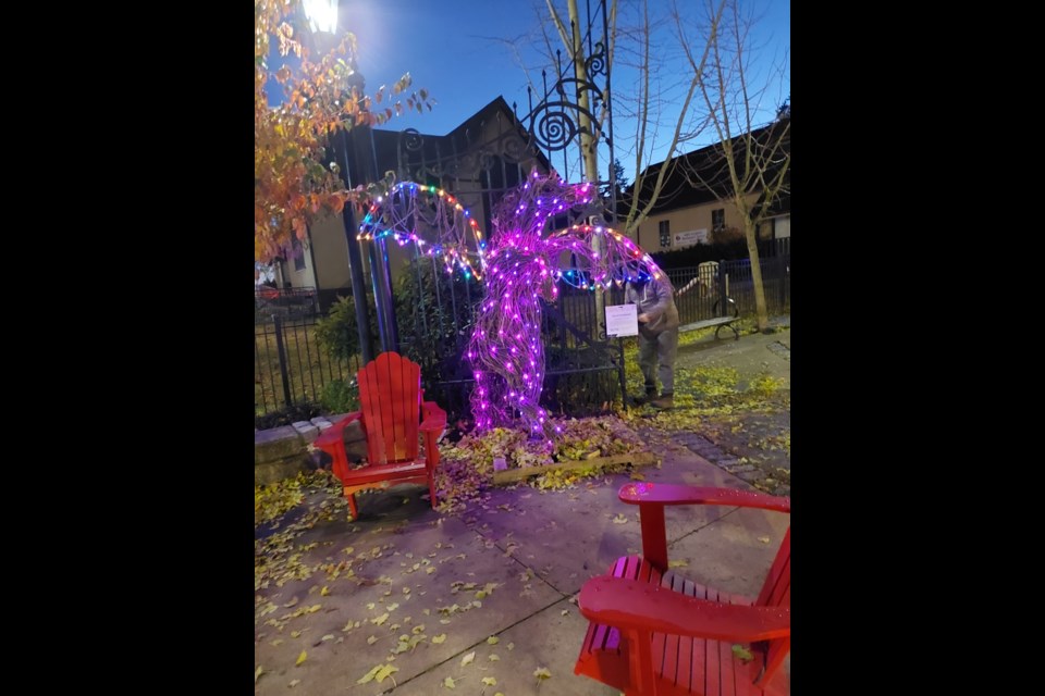 The artist will also be organizing an 'Art Hunt' as part of which participants will have to look for 10 of her sculptures that are hidden around Moody Park.