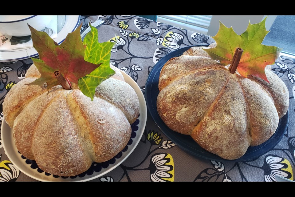 Elsa Marlowe's pandemic baking led her to make pumpkin-shaped bread. Scroll to see Marlowe's process.