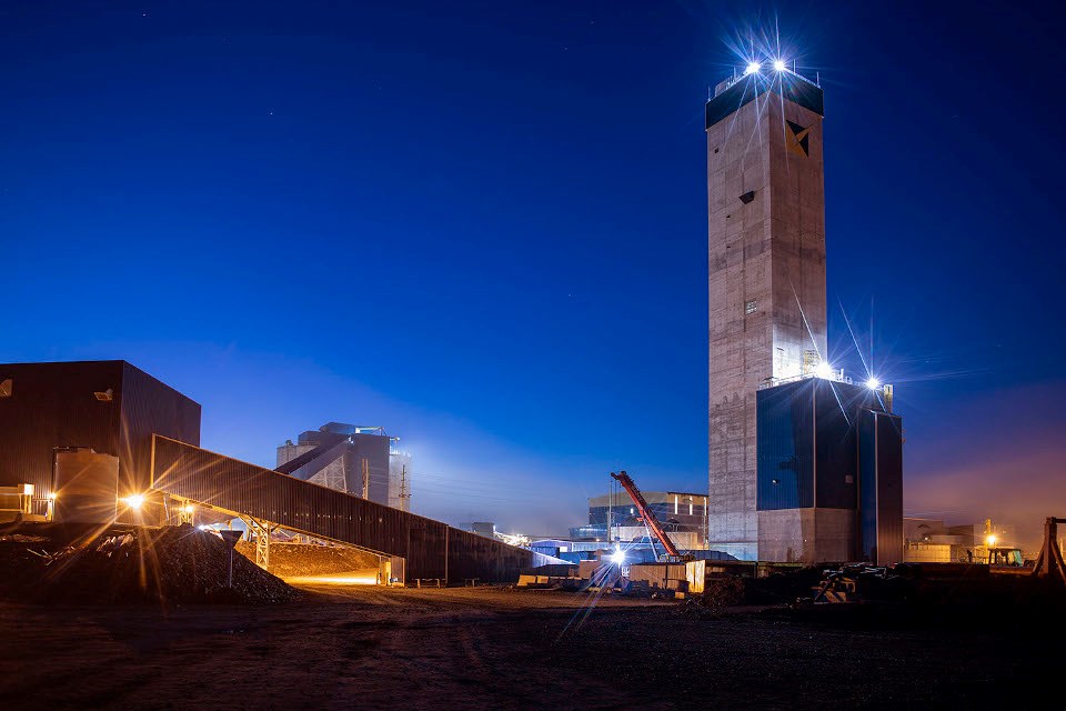 Alamos Gold headframe