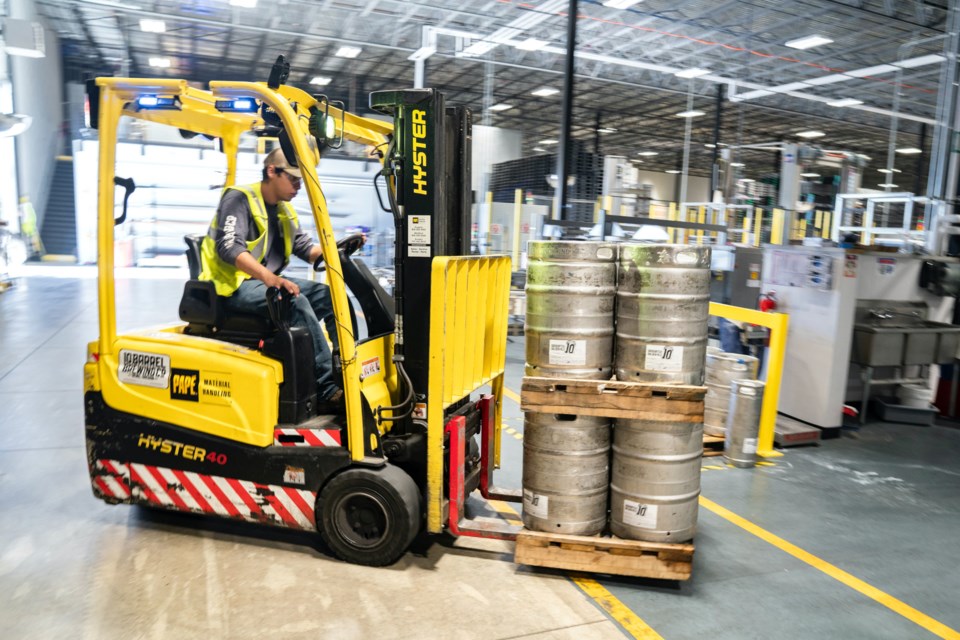 forklift-driver-pexels