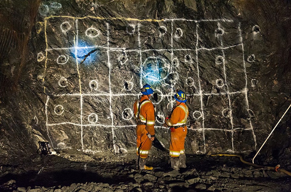 Holt Mine face