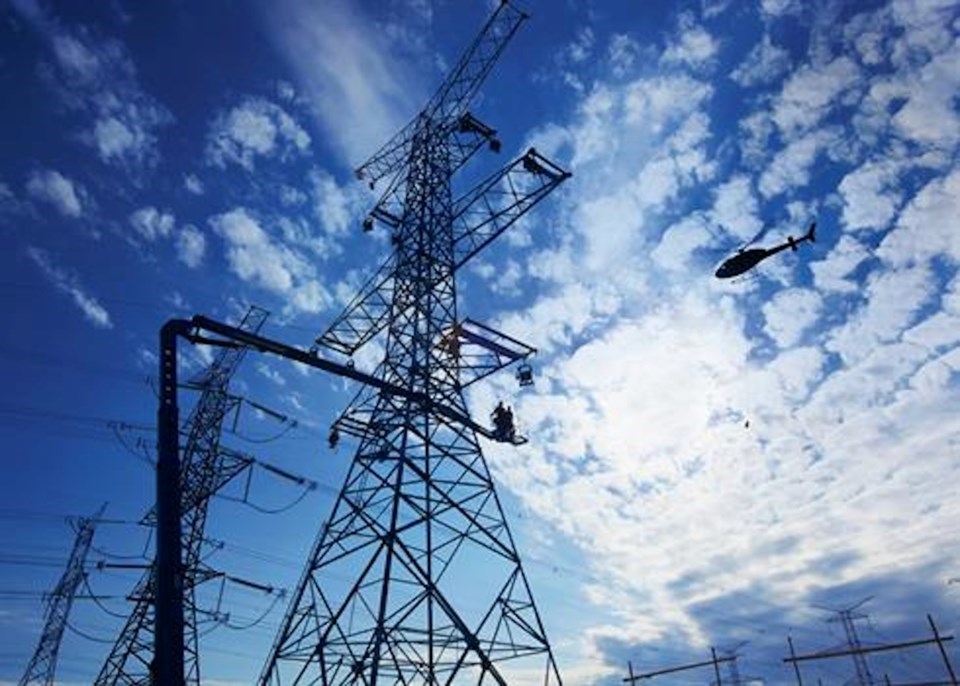 hydro-one-transmission-line-photo-2