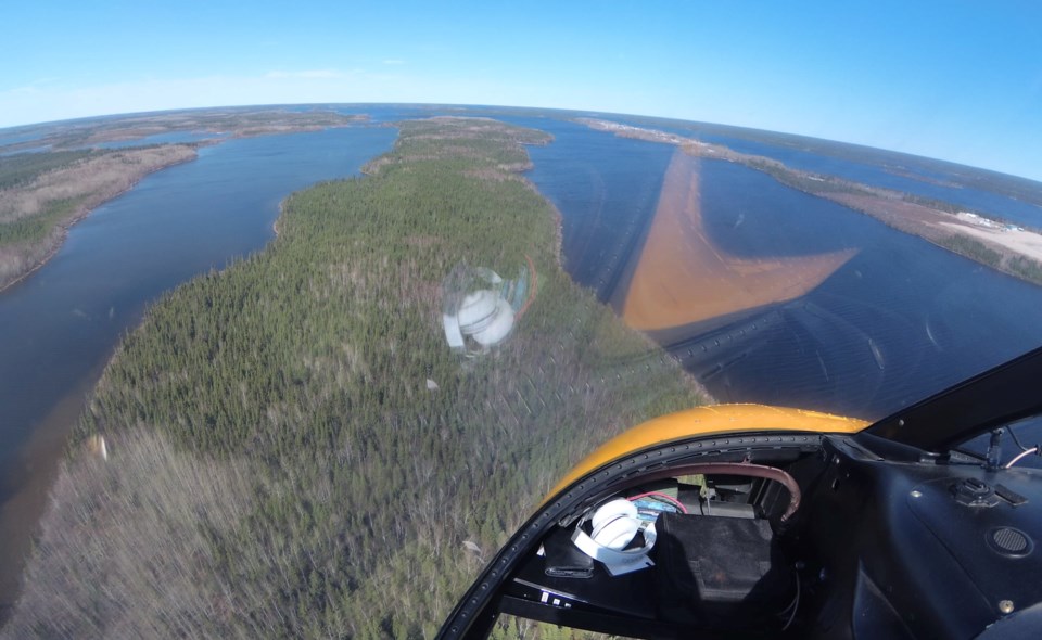 james-bay-region-aerial-2-webequie-supply-road-facebook-photo