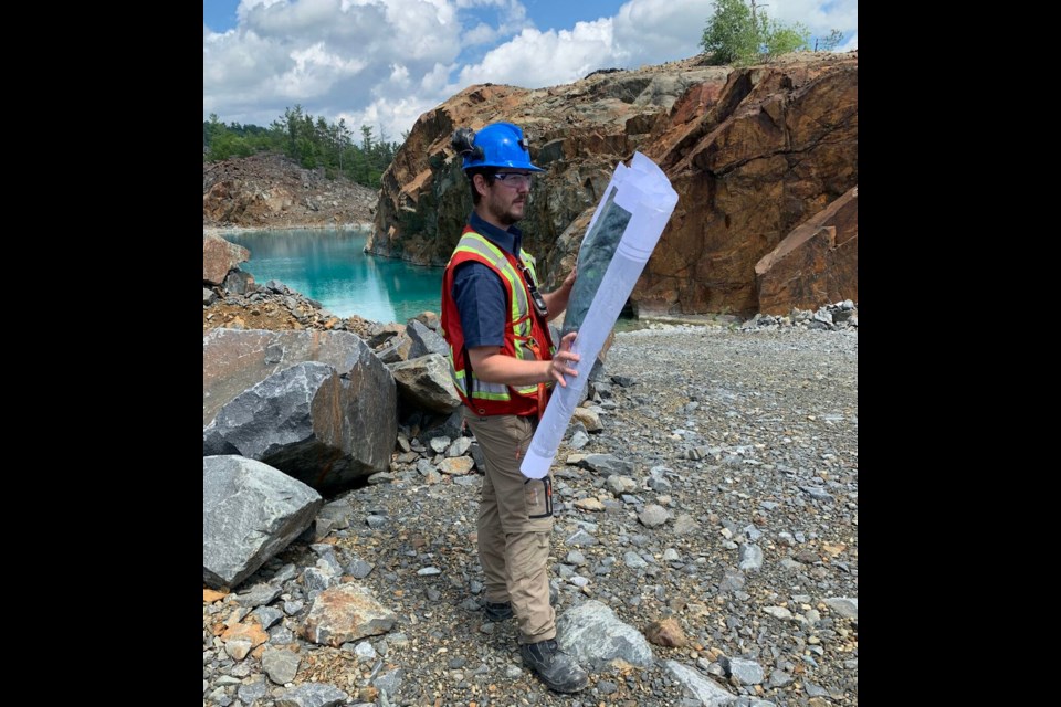 Site tour of the former Shakespeare open-pit mine (Magna Mining) 