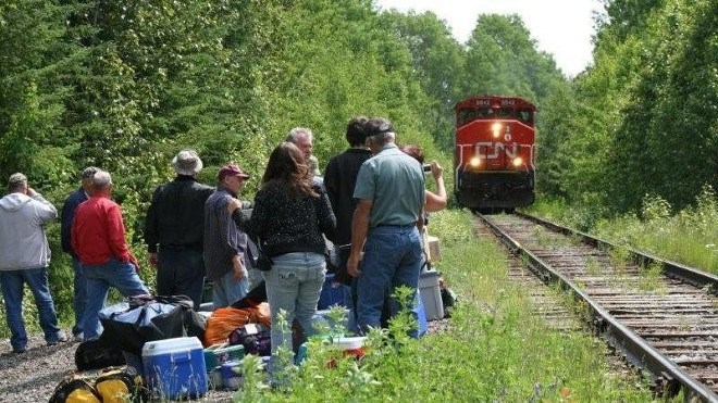 Passengers at tracks