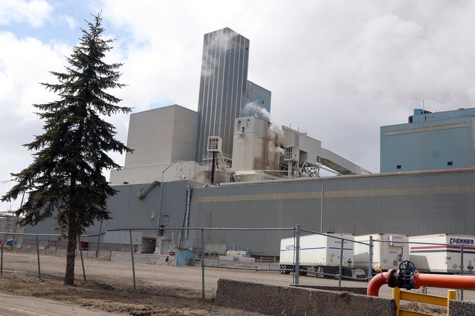 resolute-pulp-paper-mill-thunder-bay