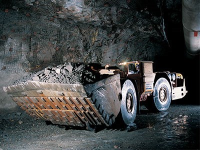130814_mining_Cropped