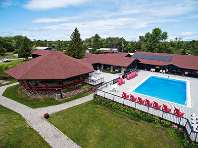 Carousel-Bar-exterior