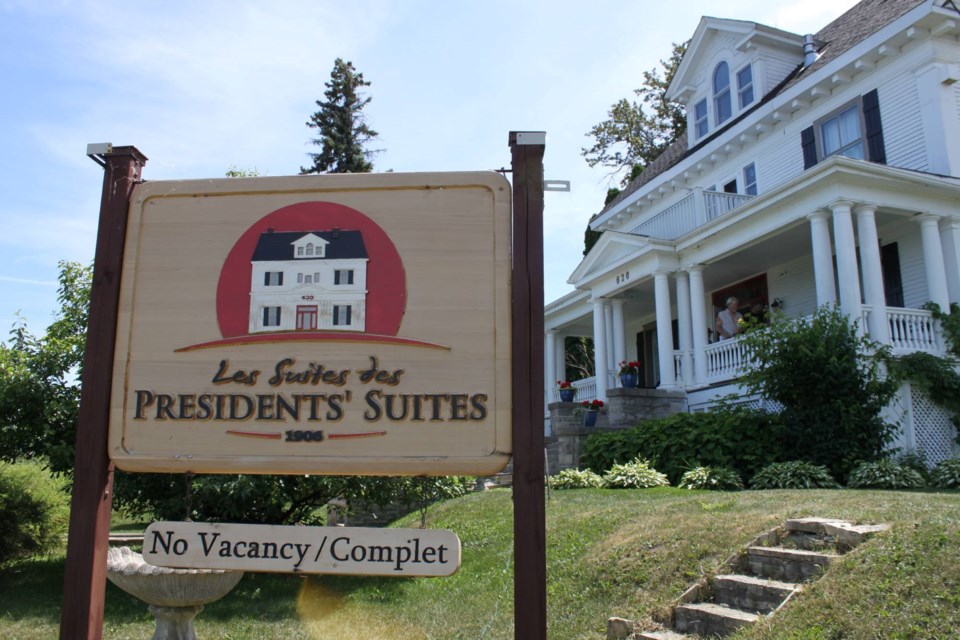 2025-05-22-presidents-suites-exterior-lk