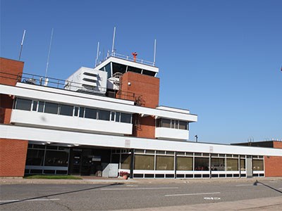 Sault-airport-terminal_Cropped