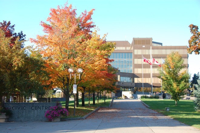 Sault Ste. Marie’s 43-year-old Civic Centre is getting a makeover. Damage from water penetration, corrosion and broken window seals, all related to the age of the building, mean the building will have new cladding and windows by the end of summer, 2019. (File photo)