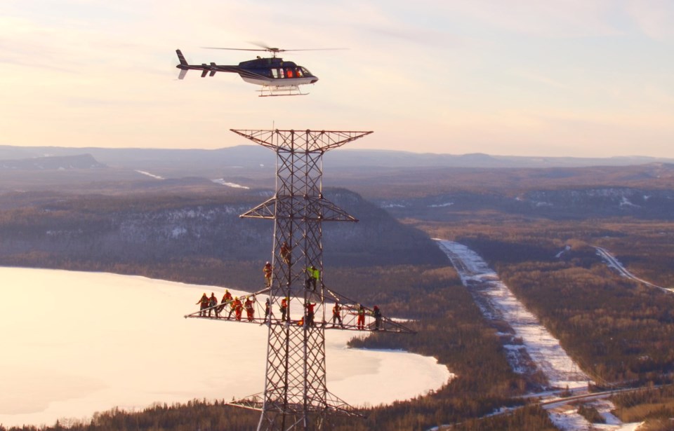 Valard Construction erection crews 2