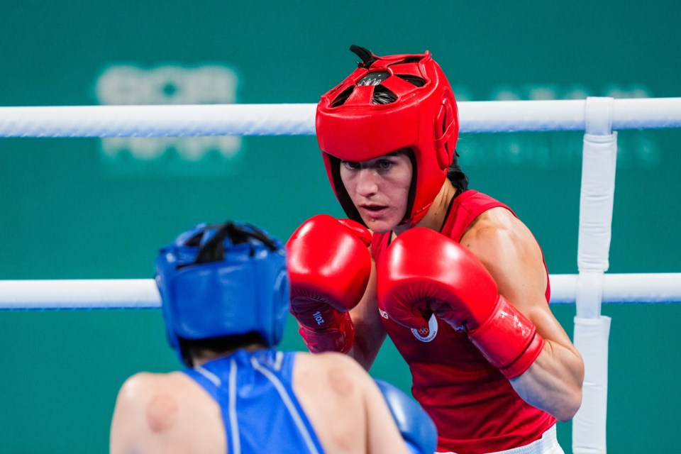 Mckenzie Wright of Canada battles against Jennifer Lozano of the United States in the Women’s Boxing 50kg Semifinals during the Santiago 2023 Pan American Games on Thursday, October 26, 2023. 